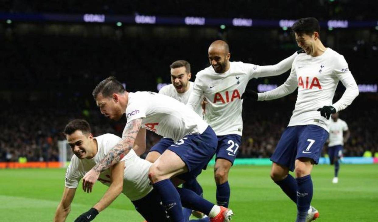 九游旧版本下载链接-转折点阿斯顿维拉主帅复盘，欧联关键时刻攻防权衡，球迷炸锅，训练强度明显提升的简单介绍