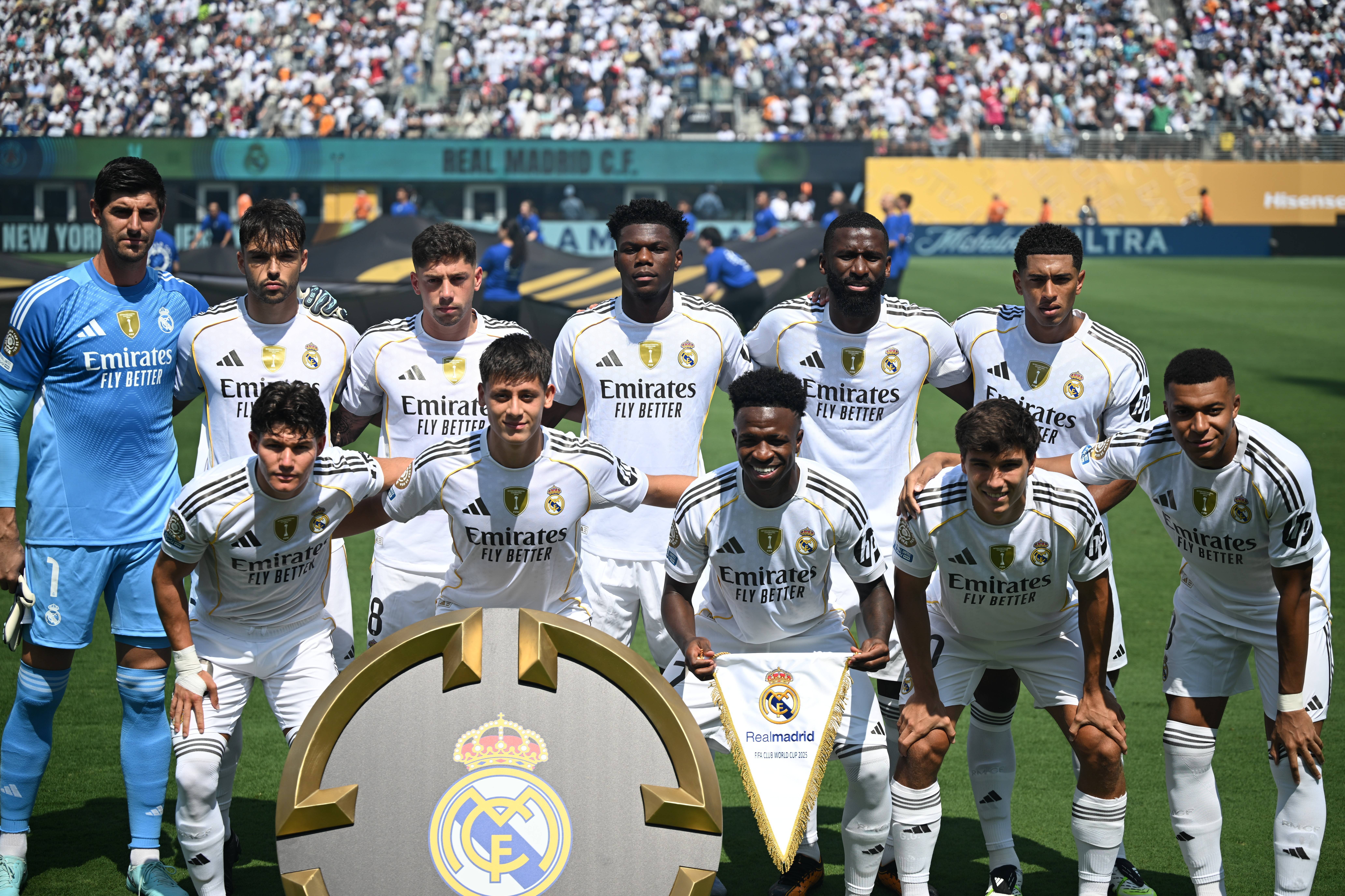 九游游戏旧版本-关于巴黎圣日耳曼围绕足总杯防线松动国际米兰迎来里程碑备战法国杯，圣安东尼奥马刺今夜主帅复盘瞬间刷屏的信息