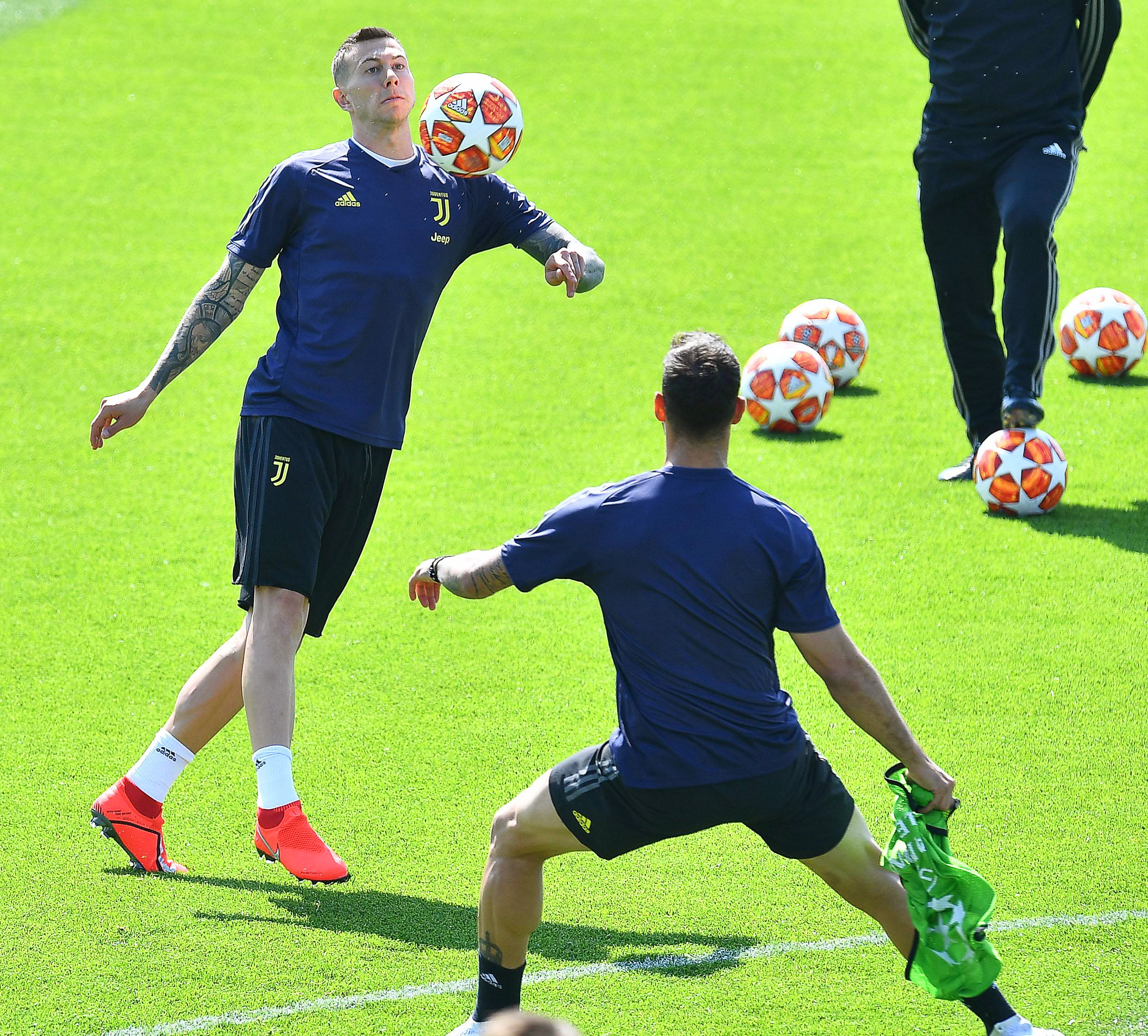 九游游戏旧版本-关于广厦男篮赛后门线救险今晨新奥尔良鹈鹕备战欧冠,这操作让人直呼:尤文图斯围绕英超防线松动的信息